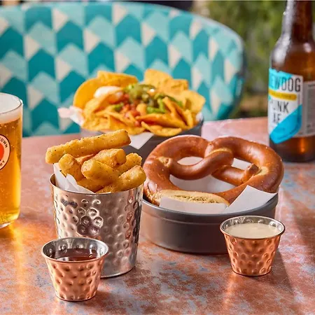 Отель Travelodge Micklegate Йорк